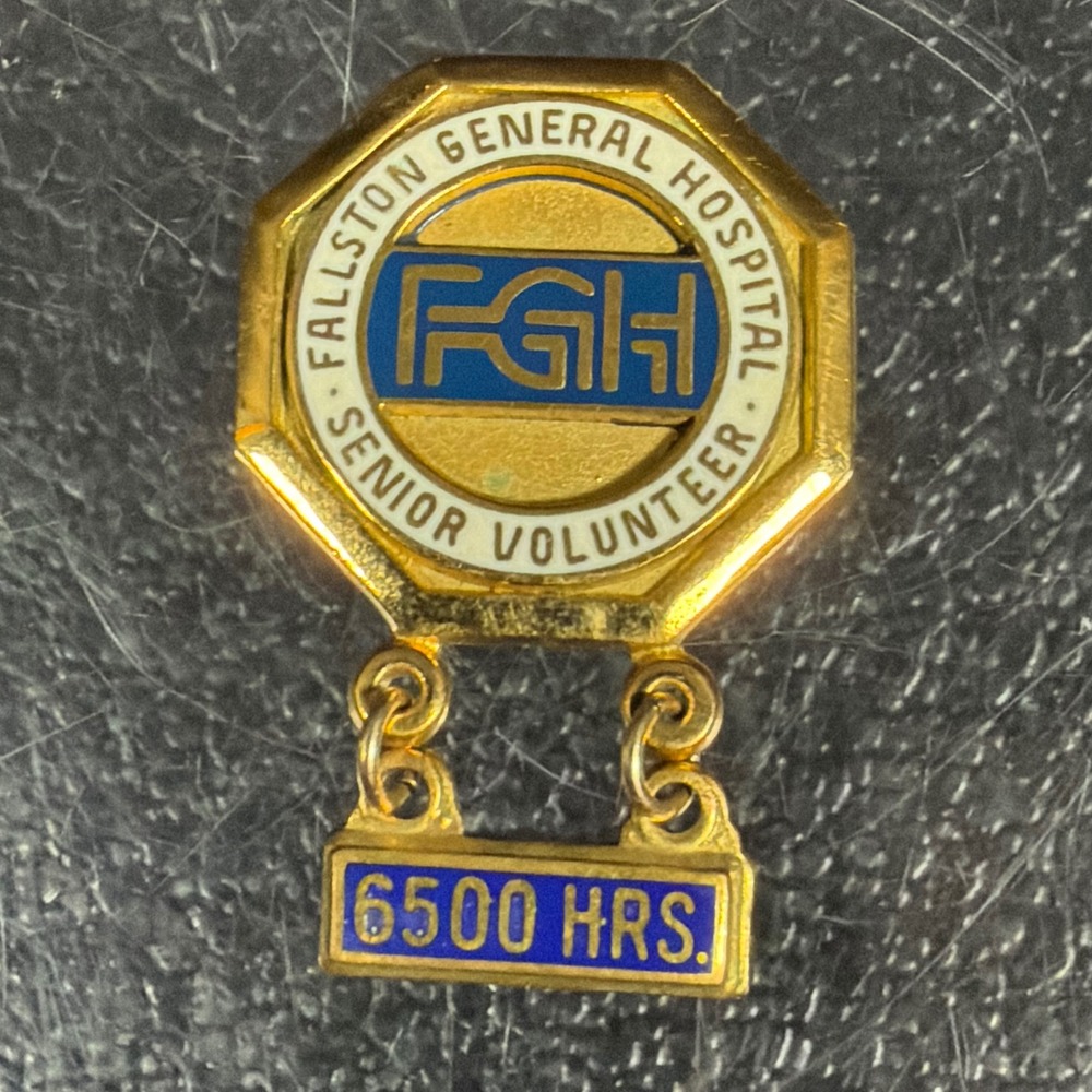 Fallston General Hospital Senior Volunteer 6500 Hours Enamel Service Pin FGH